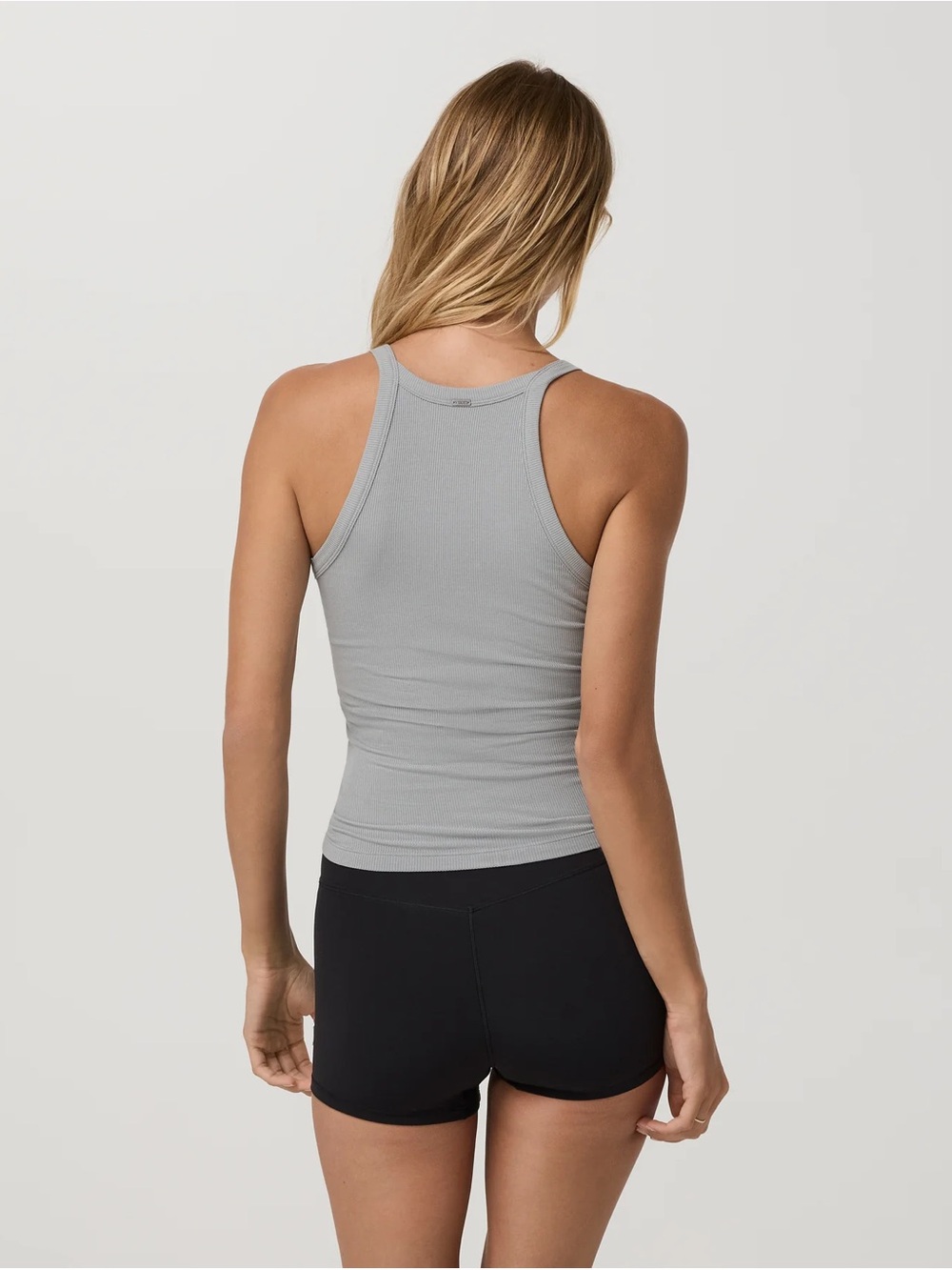 Vuori Cove Layering Tank Top Size Small in Slate Rock Grey - Picture 3 of 6
